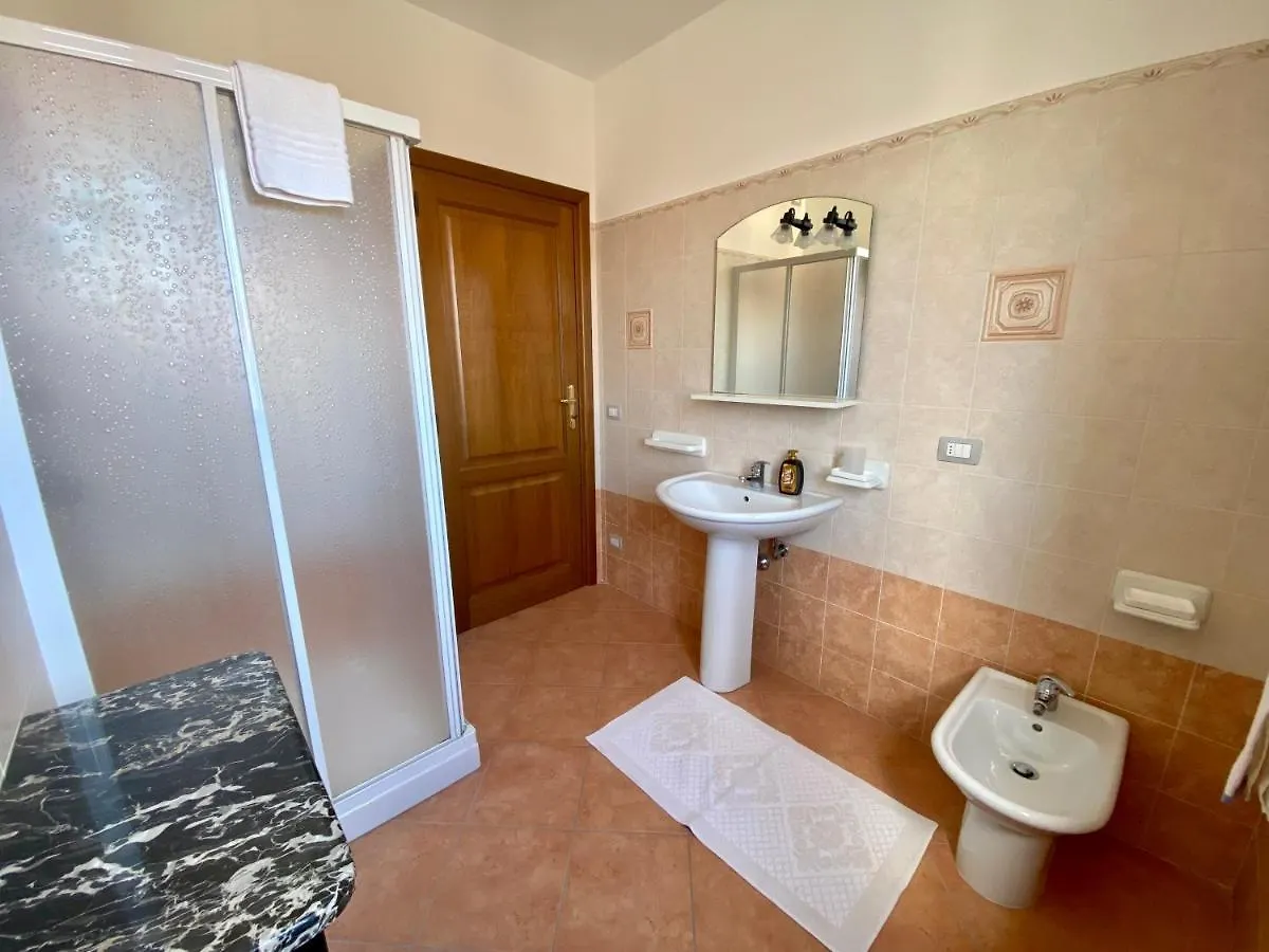 Nelmar Guest House ألغيرو